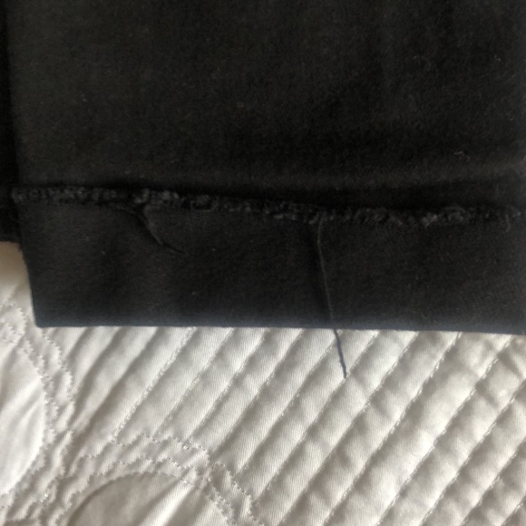 Levi’s black super skinny jeans. - Picture 4 of 9